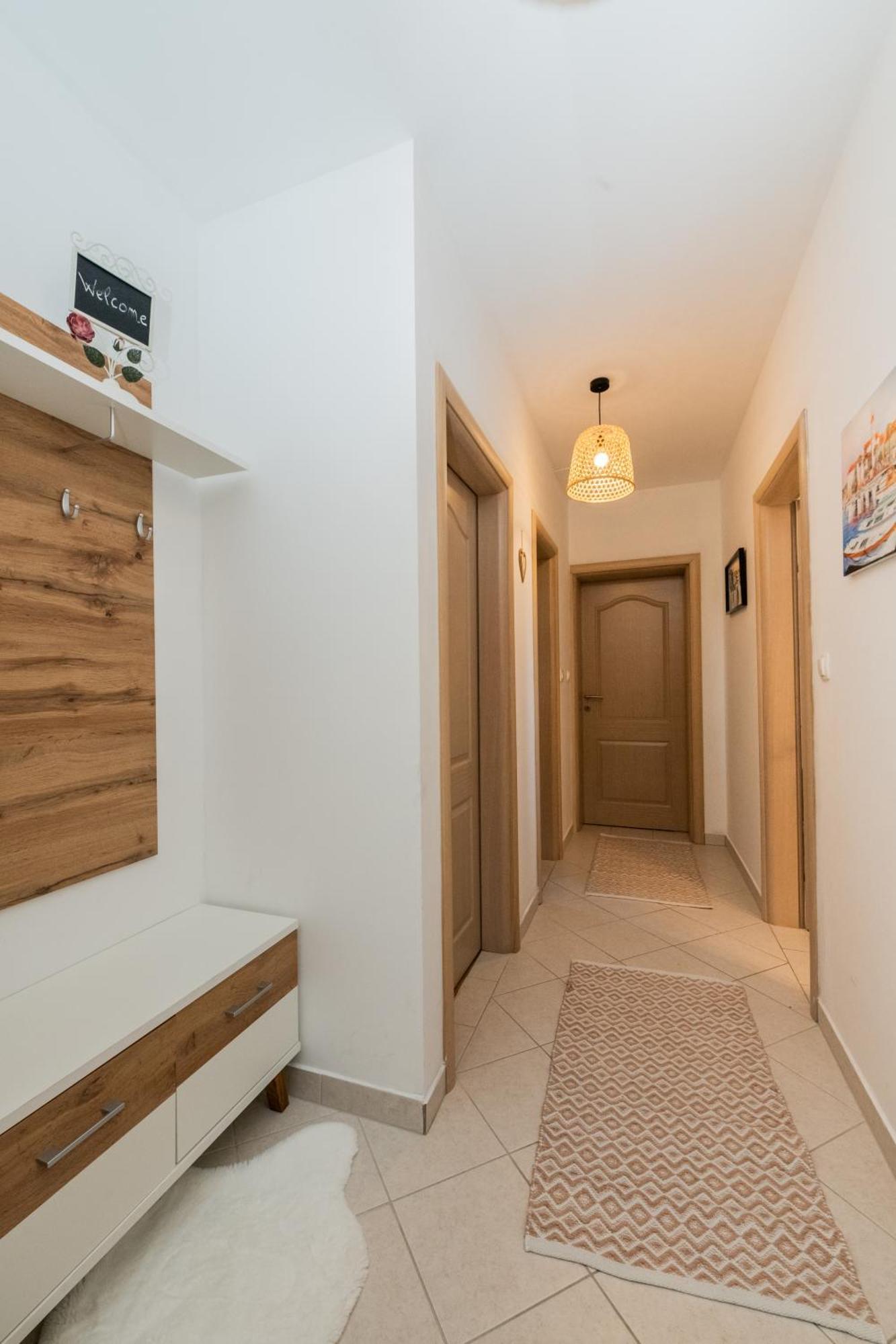 Sun Island Apartment Trogir Exterior foto
